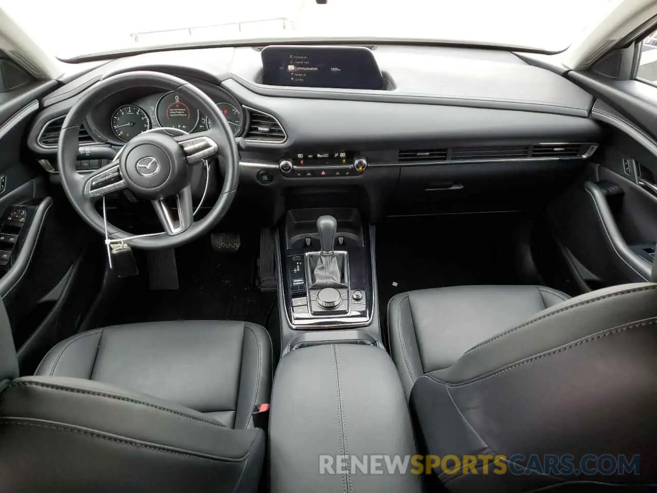 8 Photograph of a damaged car 3MVDMBCL6NM432960 MAZDA CX30 2022