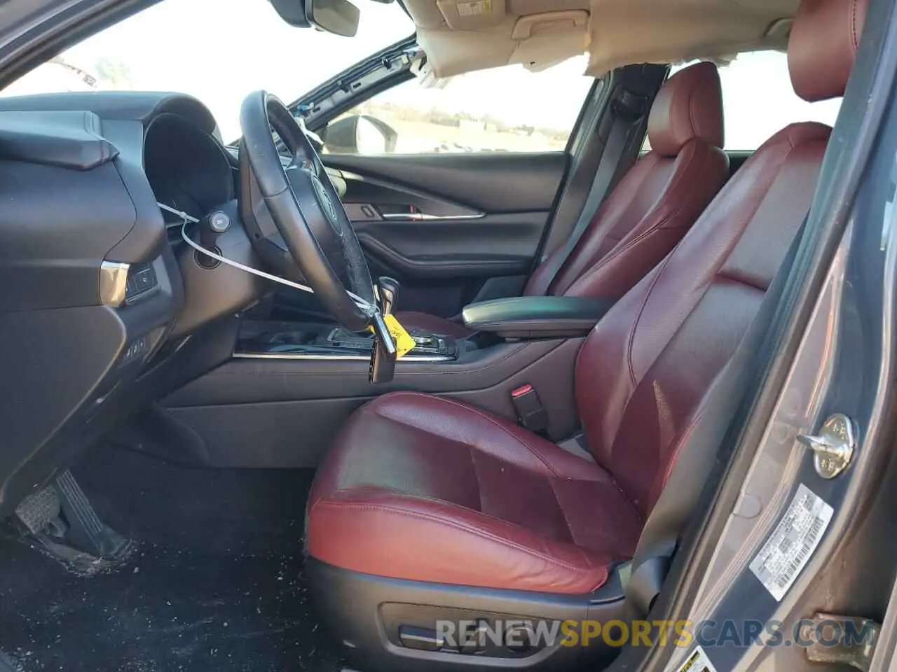 7 Photograph of a damaged car 3MVDMBCL7NM413124 MAZDA CX30 2022