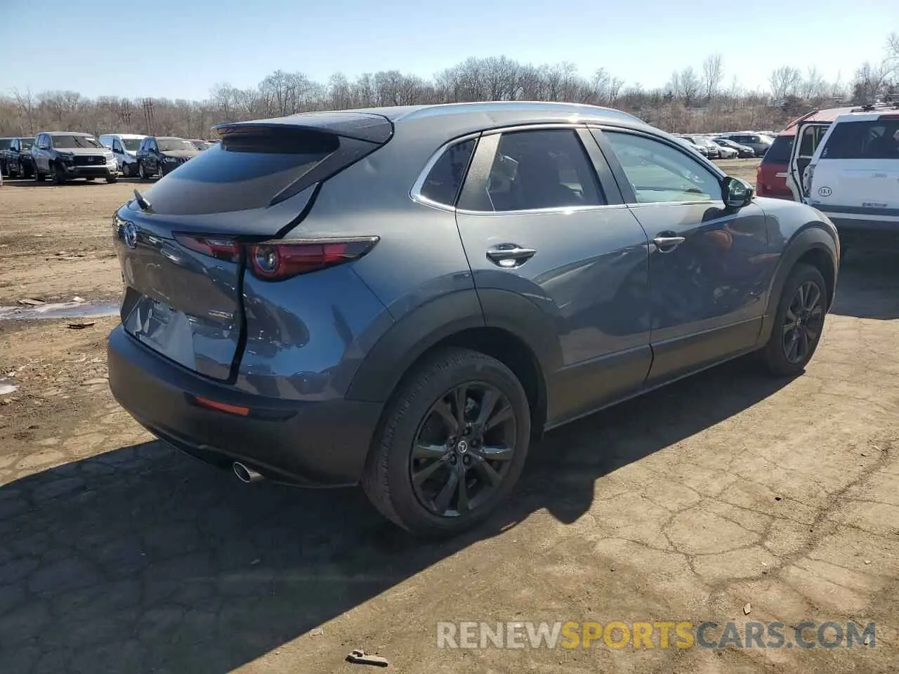 3 Photograph of a damaged car 3MVDMBCL7NM455308 MAZDA CX30 2022
