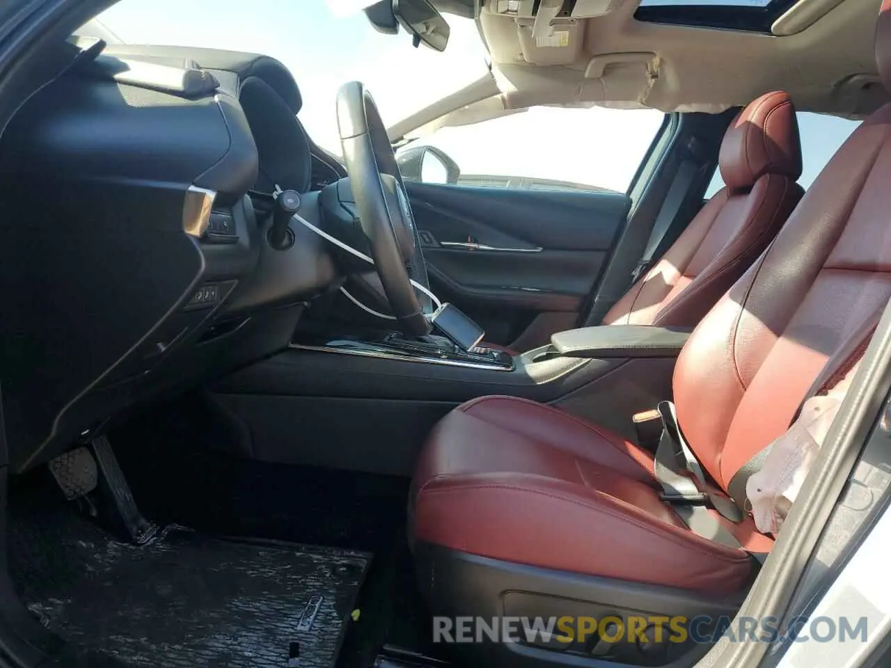 7 Photograph of a damaged car 3MVDMBCL7NM455308 MAZDA CX30 2022