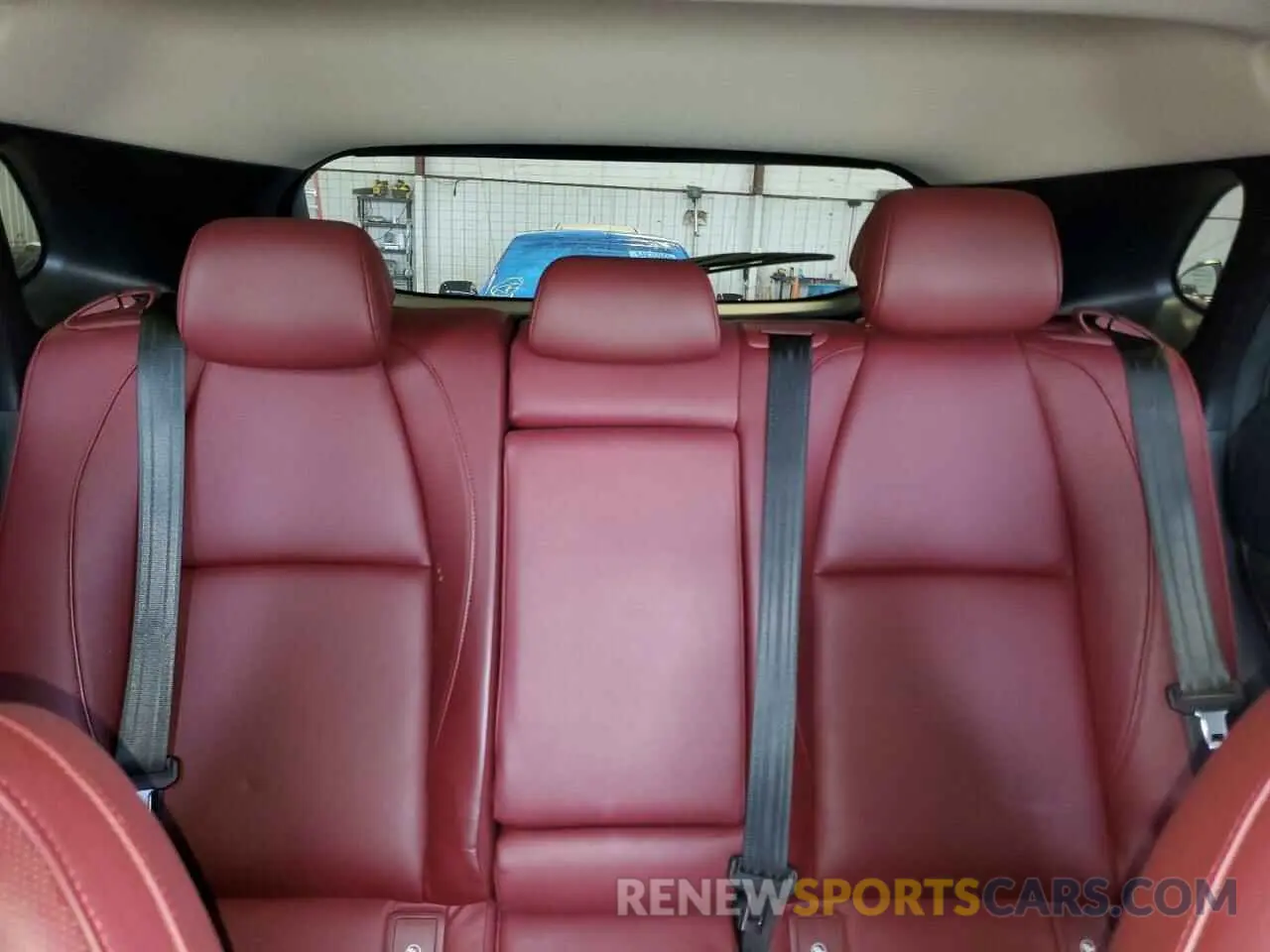10 Photograph of a damaged car 3MVDMBCL8NM423872 MAZDA CX30 2022