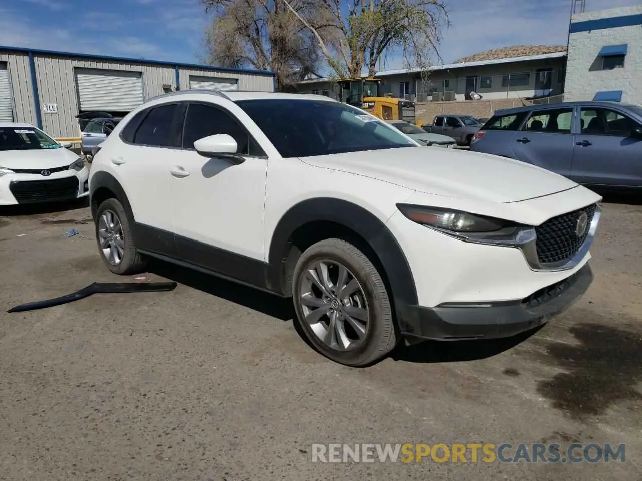 4 Photograph of a damaged car 3MVDMBCL9NM407843 MAZDA CX30 2022