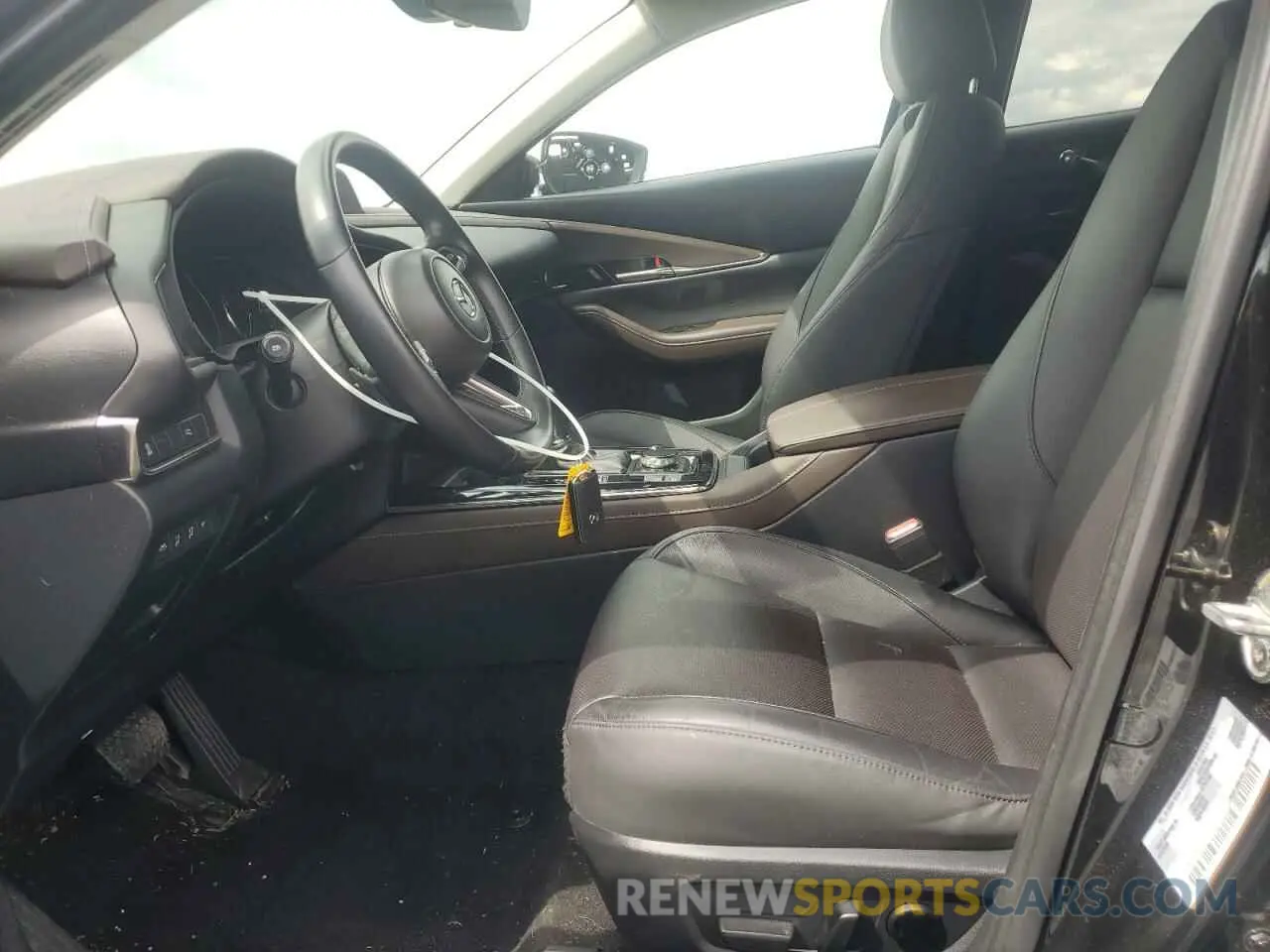 7 Photograph of a damaged car 3MVDMBDL2NM428998 MAZDA CX30 2022