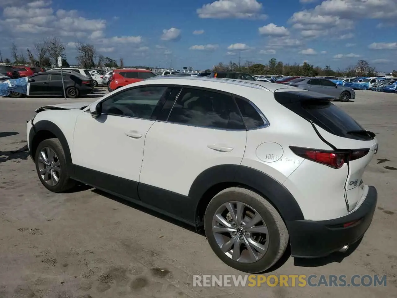 2 Photograph of a damaged car 3MVDMBDL2NM450693 MAZDA CX30 2022