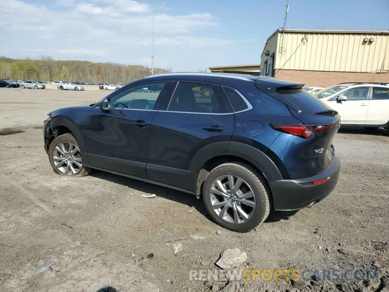 2 Photograph of a damaged car 3MVDMBDL3NM404404 MAZDA CX30 2022