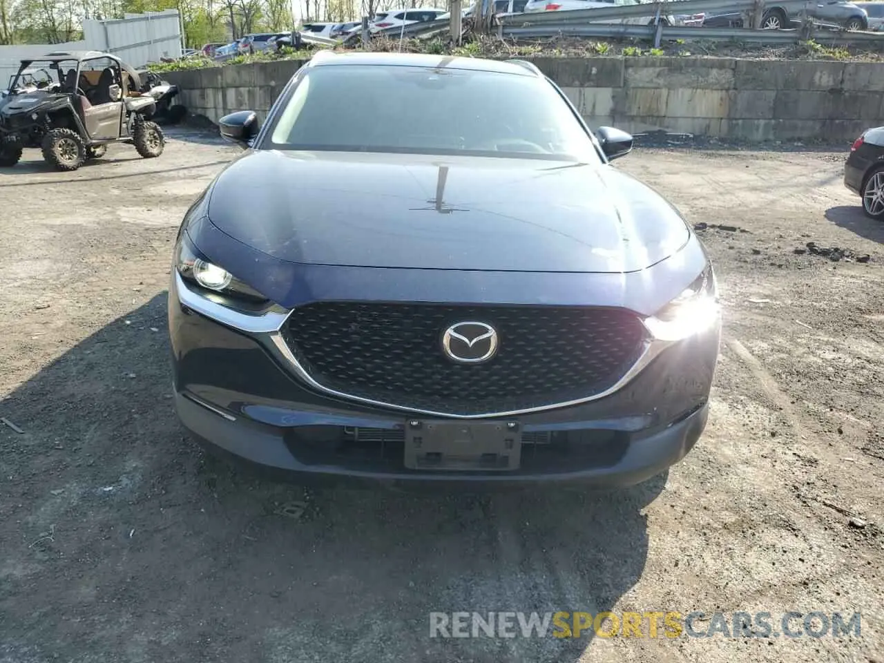 5 Photograph of a damaged car 3MVDMBDL3NM404404 MAZDA CX30 2022