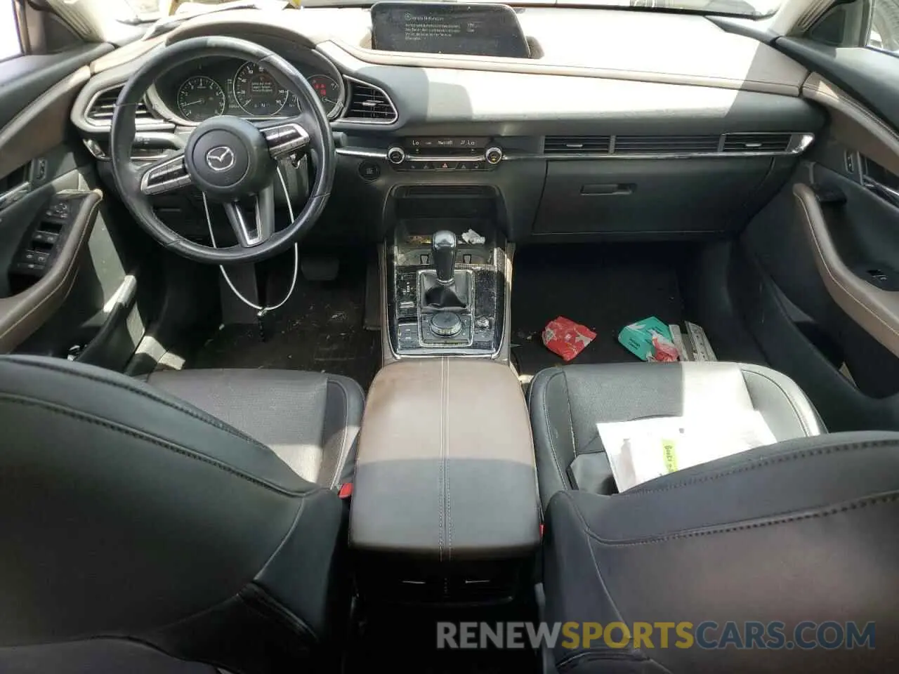 8 Photograph of a damaged car 3MVDMBDL4NM435158 MAZDA CX30 2022