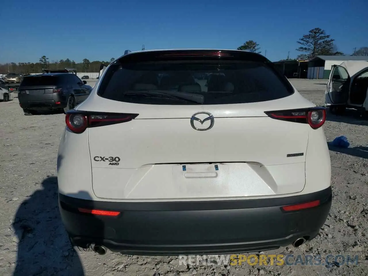 6 Photograph of a damaged car 3MVDMBDL8NM445479 MAZDA CX30 2022
