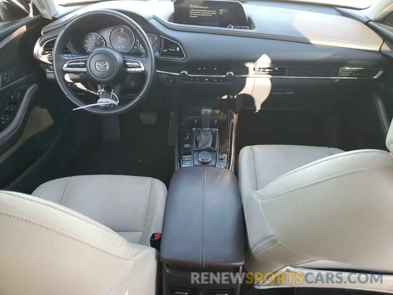 8 Photograph of a damaged car 3MVDMBDL8NM445479 MAZDA CX30 2022