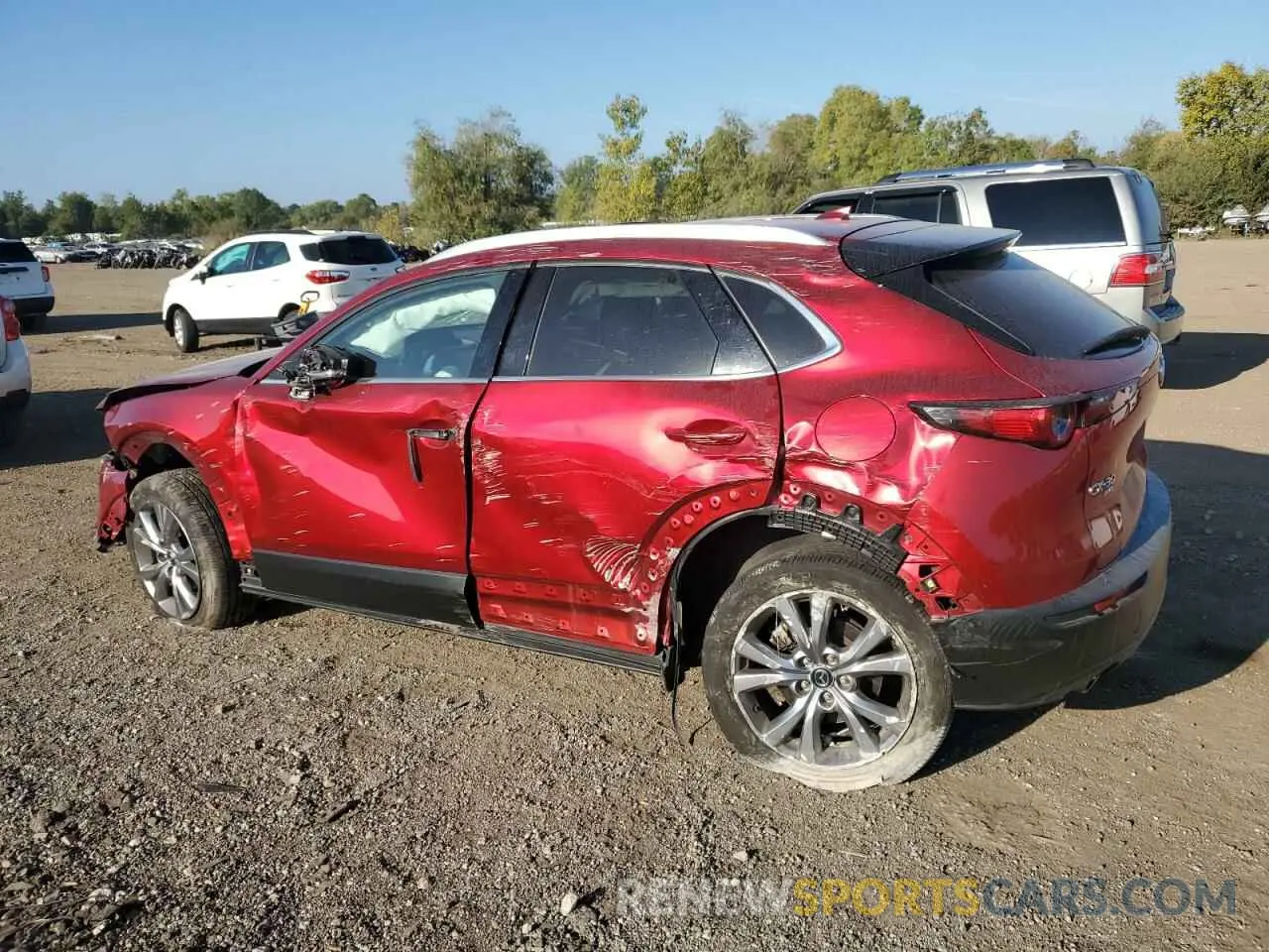 2 Photograph of a damaged car 3MVDMBDL9NM424401 MAZDA CX30 2022