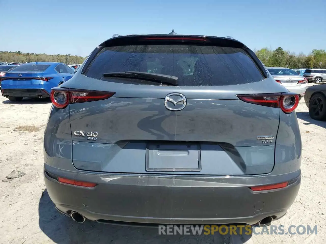 6 Photograph of a damaged car 3MVDMBDY1NM437977 MAZDA CX30 2022