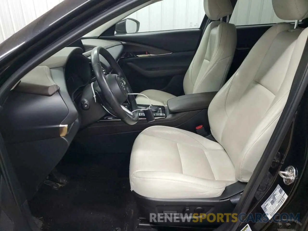 7 Photograph of a damaged car 3MVDMBDY1NM447375 MAZDA CX30 2022
