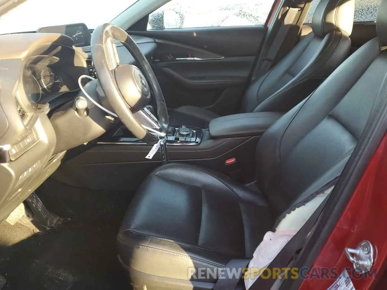 7 Photograph of a damaged car 3MVDMBDY4NM459049 MAZDA CX30 2022