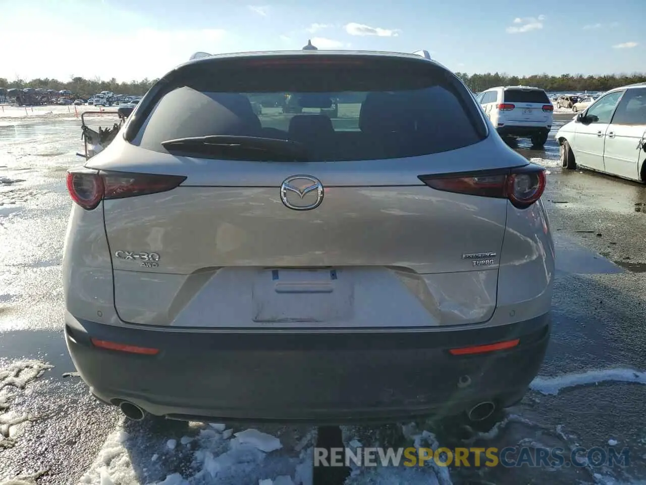 6 Photograph of a damaged car 3MVDMBEY2NM441115 MAZDA CX30 2022