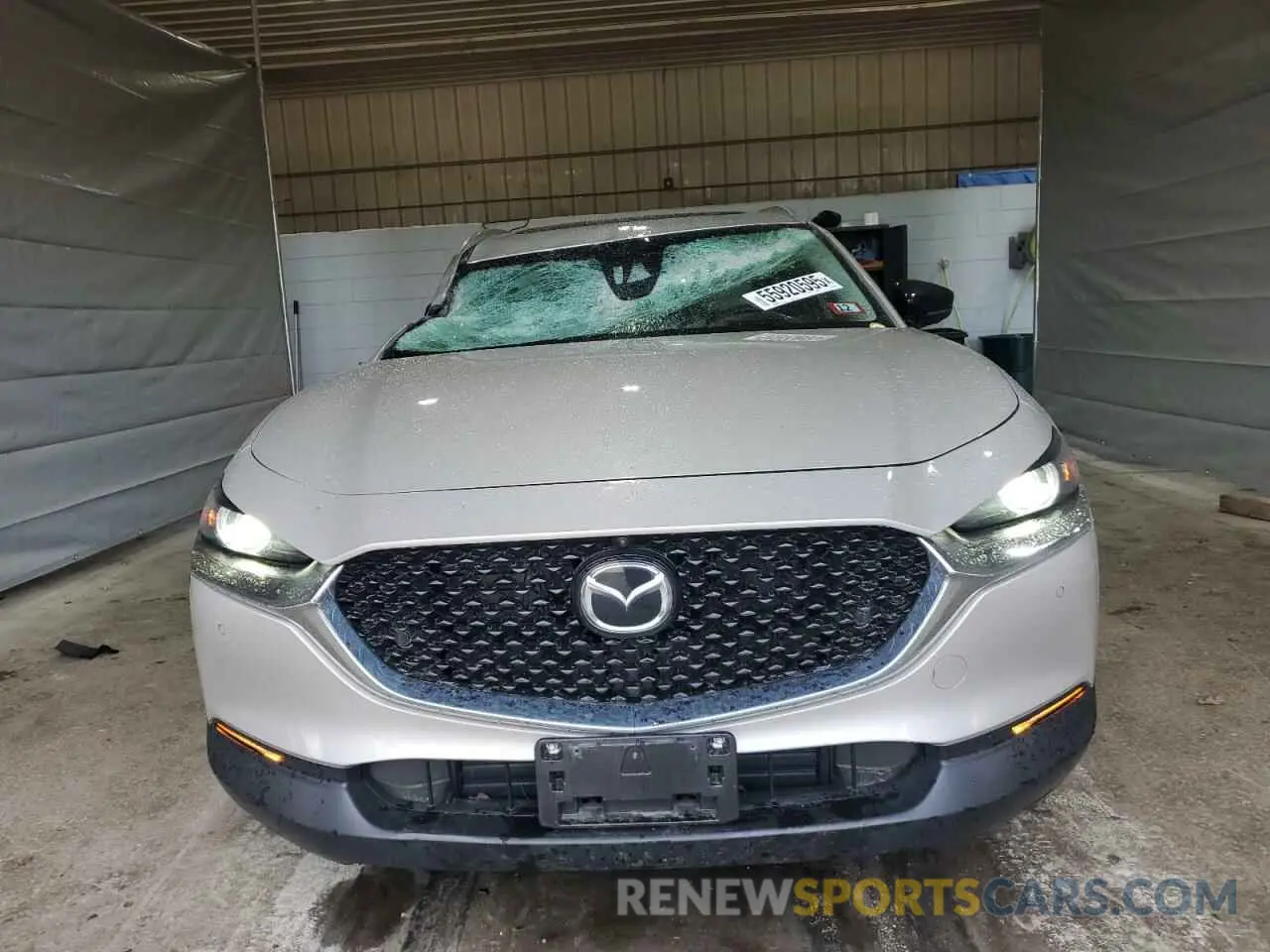 5 Photograph of a damaged car 3MVDMBEY7NM434435 MAZDA CX30 2022