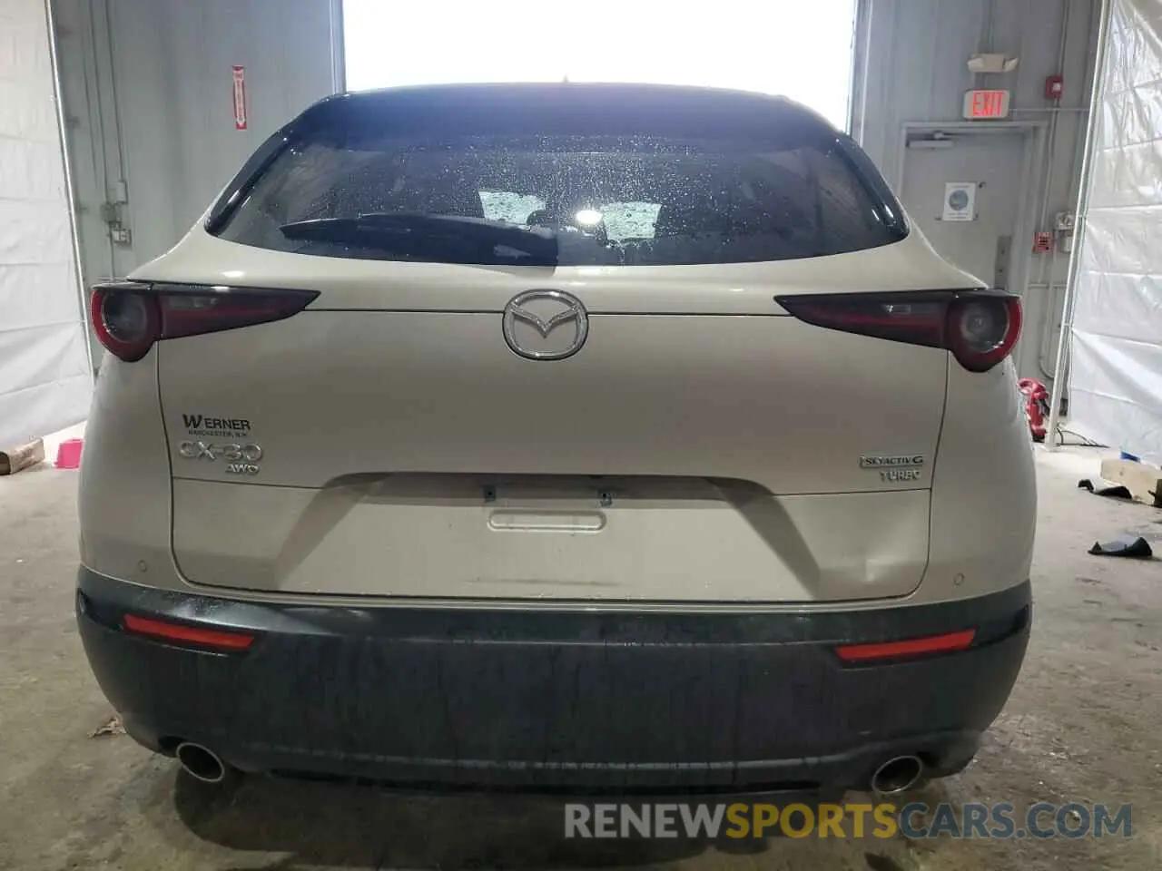 6 Photograph of a damaged car 3MVDMBEY7NM434435 MAZDA CX30 2022