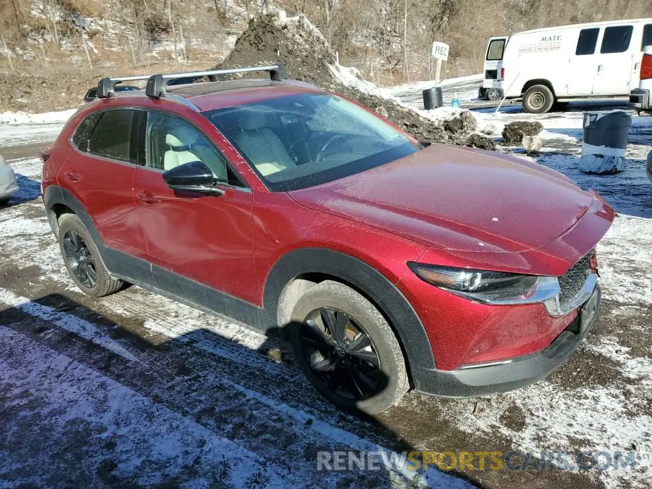 4 Photograph of a damaged car 3MVDMBEY9NM442620 MAZDA CX30 2022