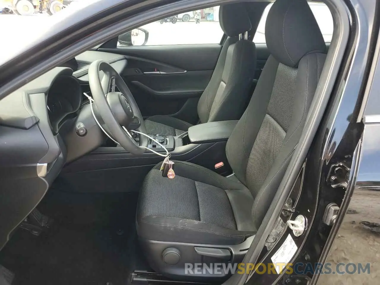 7 Photograph of a damaged car 3MVDMBAM1PM537694 MAZDA CX30 2023