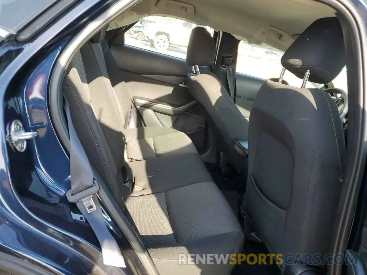 11 Photograph of a damaged car 3MVDMBAM1PM566211 MAZDA CX30 2023