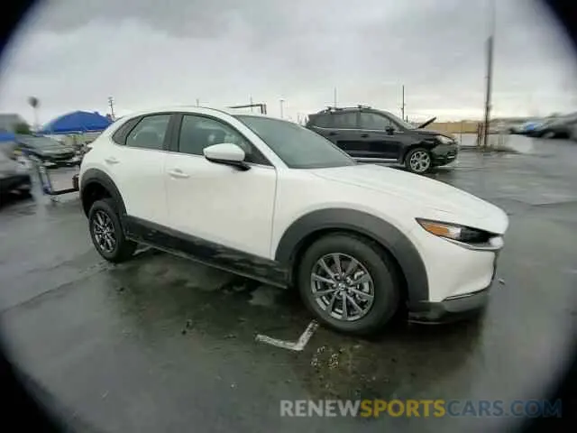 10 Photograph of a damaged car 3MVDMBAM4PM522056 MAZDA CX30 2023
