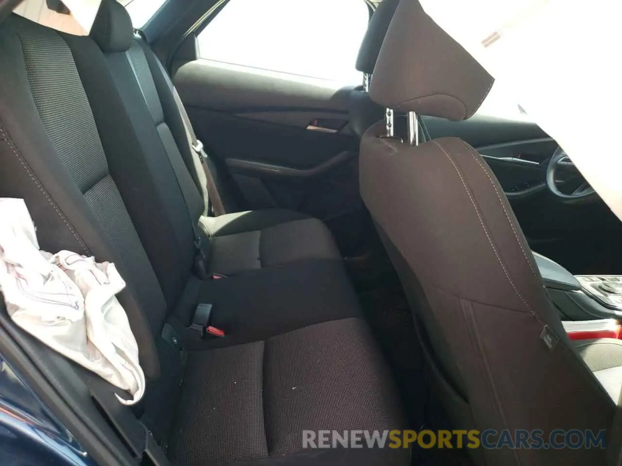 10 Photograph of a damaged car 3MVDMBAM7PM520298 MAZDA CX30 2023