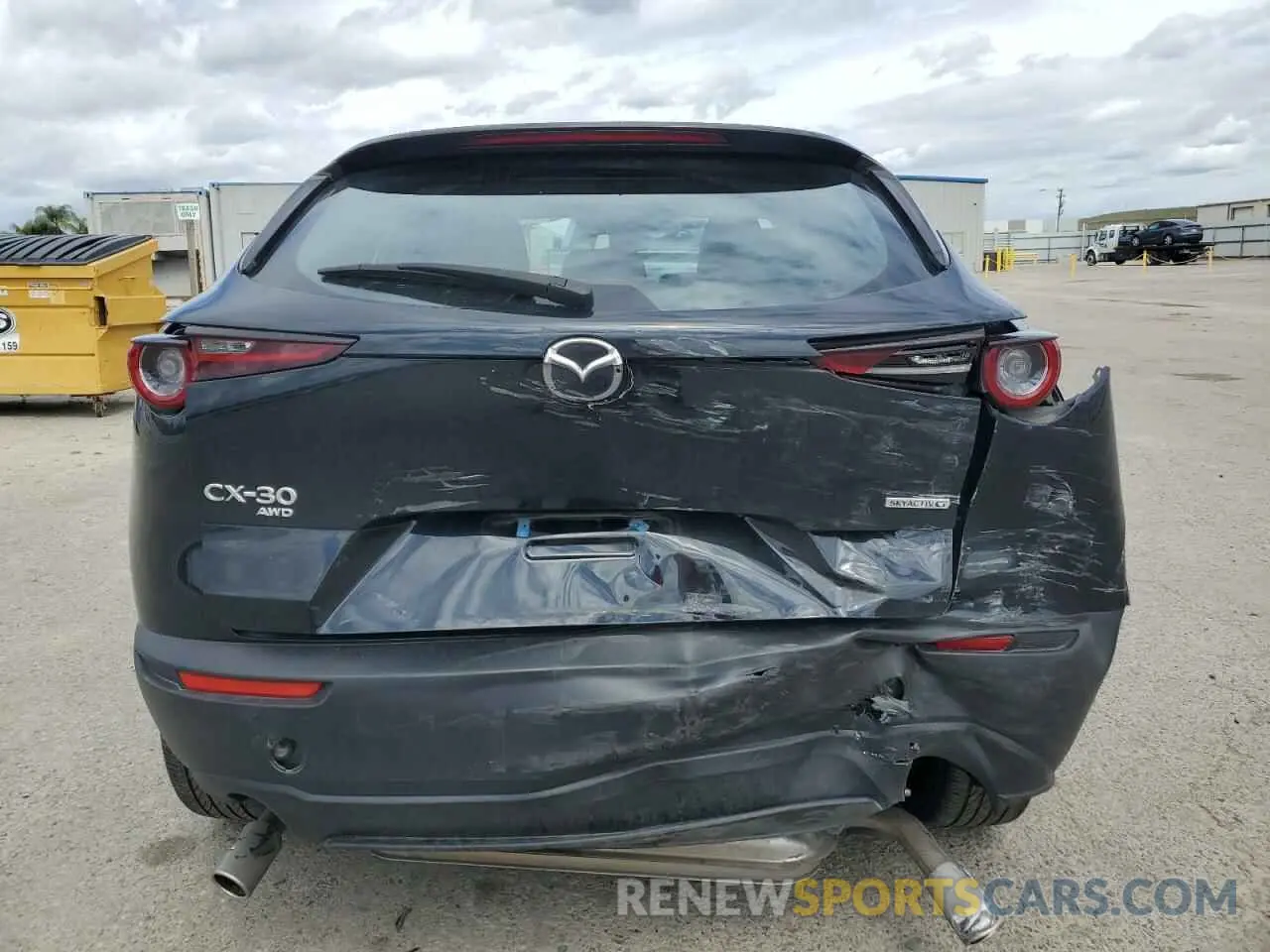 6 Photograph of a damaged car 3MVDMBAM7PM555455 MAZDA CX30 2023