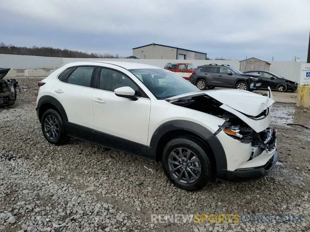 4 Photograph of a damaged car 3MVDMBAM8PM552029 MAZDA CX30 2023