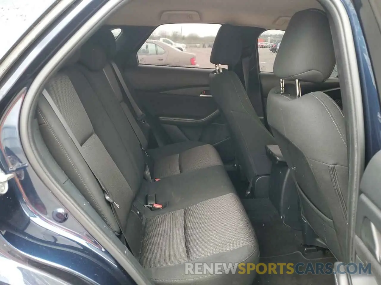 10 Photograph of a damaged car 3MVDMBAM9PM524675 MAZDA CX30 2023