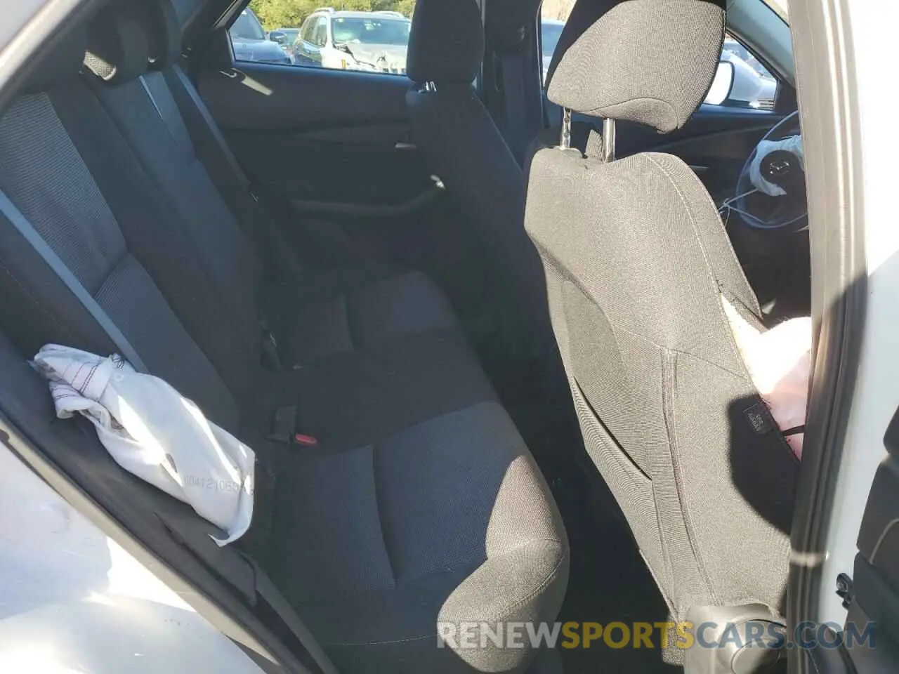 11 Photograph of a damaged car 3MVDMBAM9PM542965 MAZDA CX30 2023