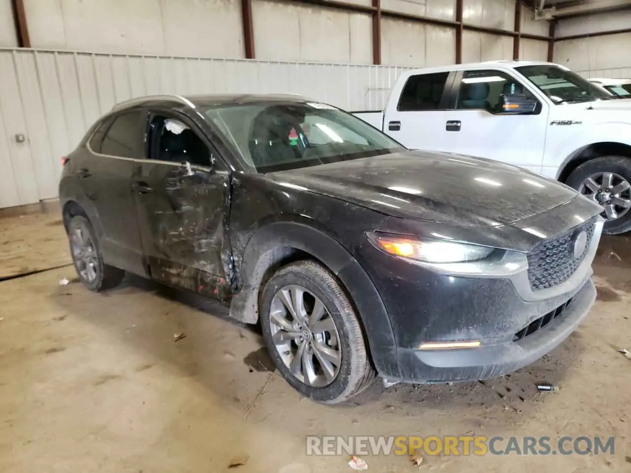 4 Photograph of a damaged car 3MVDMBBM0PM572399 MAZDA CX30 2023