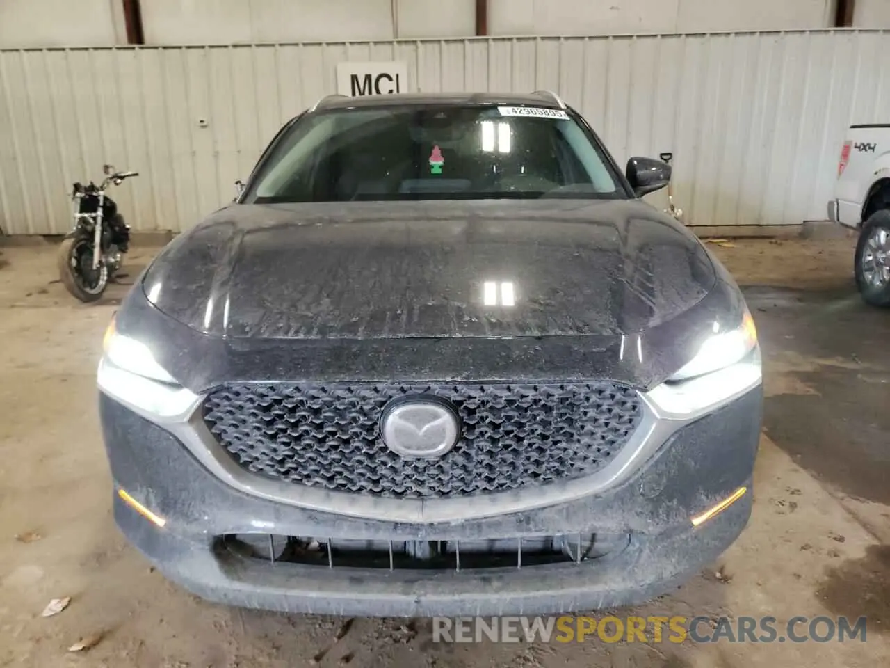5 Photograph of a damaged car 3MVDMBBM0PM572399 MAZDA CX30 2023