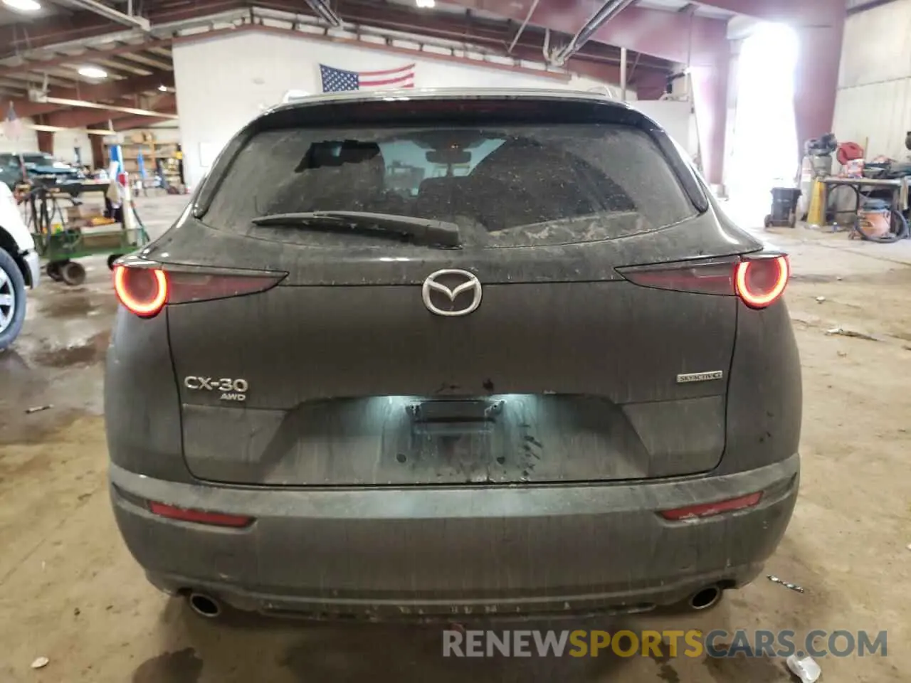 6 Photograph of a damaged car 3MVDMBBM0PM572399 MAZDA CX30 2023