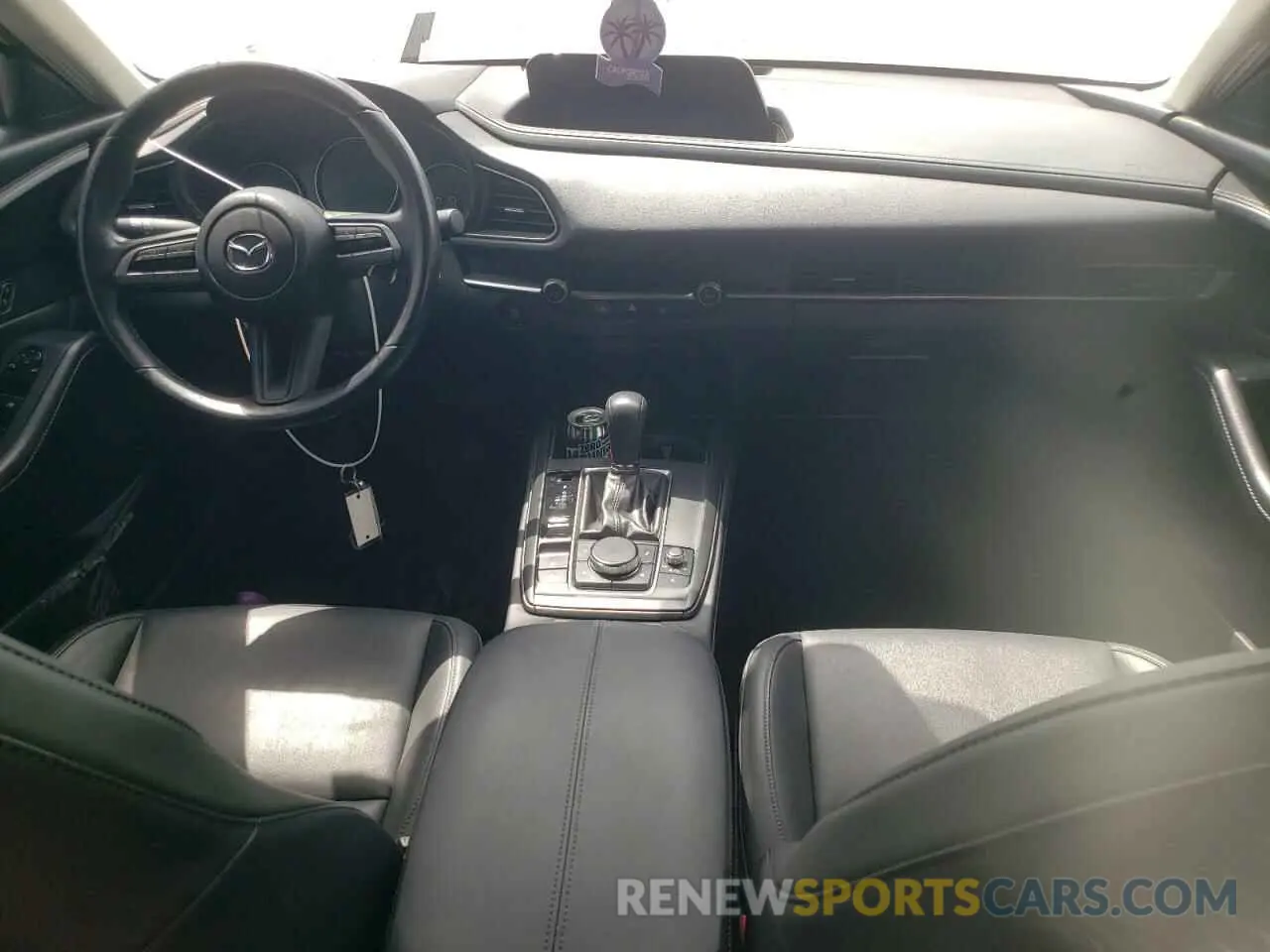 8 Photograph of a damaged car 3MVDMBBM1PM533398 MAZDA CX30 2023