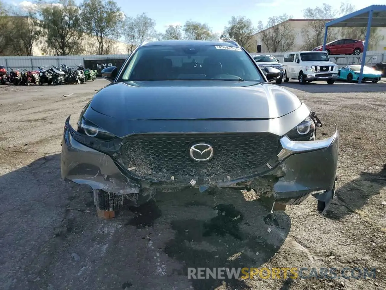 5 Photograph of a damaged car 3MVDMBBM3PM550686 MAZDA CX30 2023