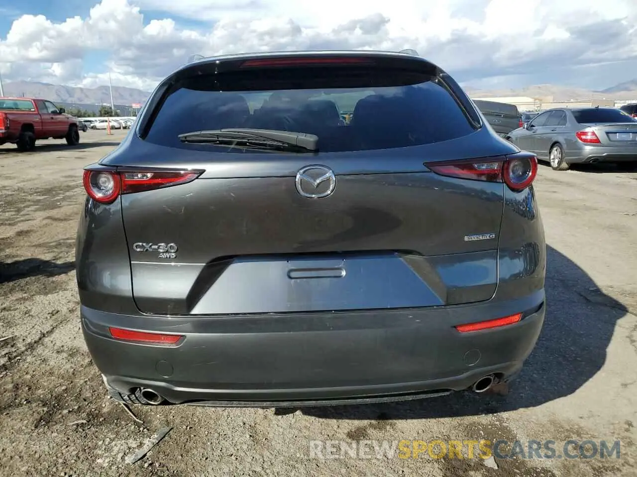 6 Photograph of a damaged car 3MVDMBBM3PM550686 MAZDA CX30 2023