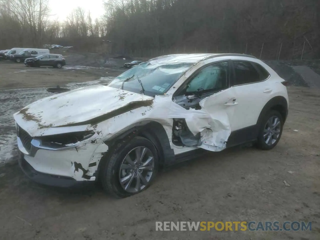 1 Photograph of a damaged car 3MVDMBBM4PM575967 MAZDA CX30 2023