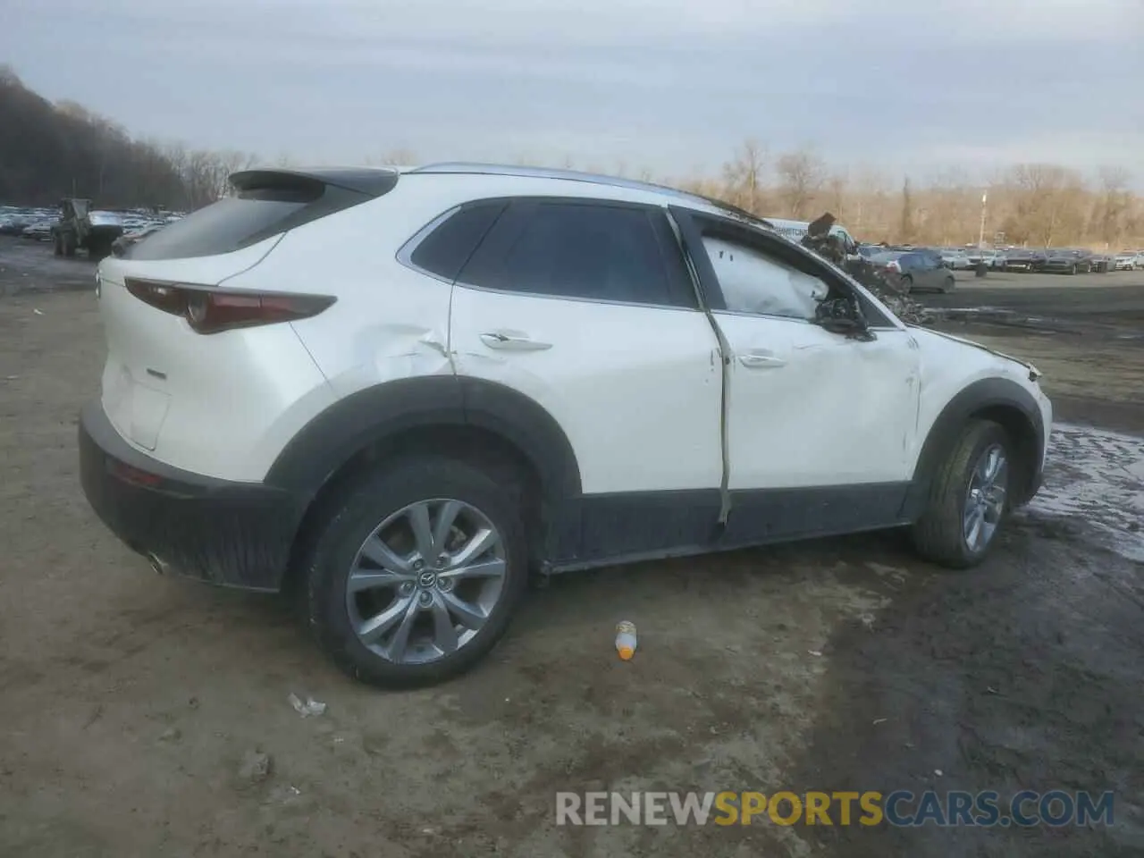 3 Photograph of a damaged car 3MVDMBBM4PM575967 MAZDA CX30 2023