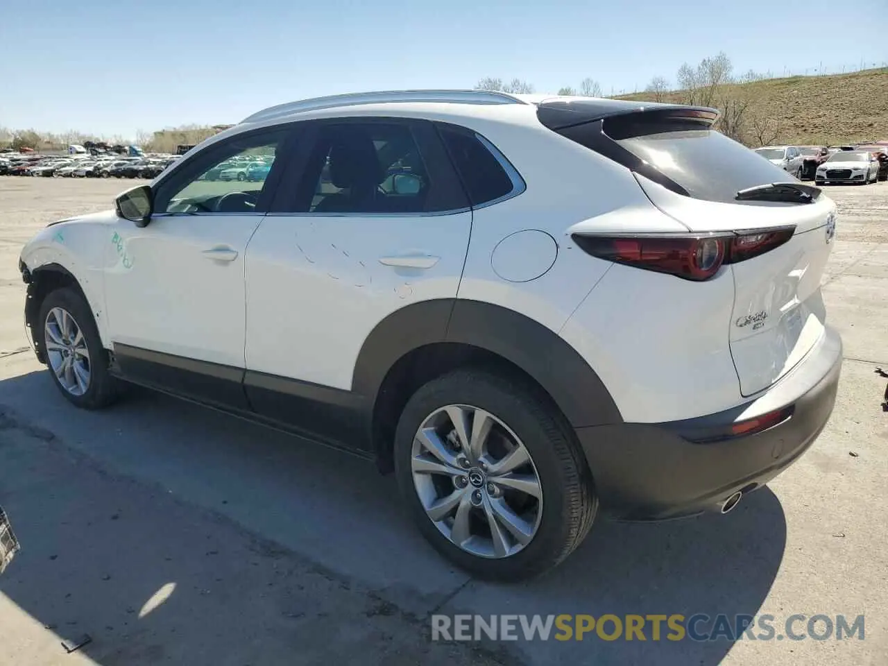2 Photograph of a damaged car 3MVDMBBM8PM568732 MAZDA CX30 2023