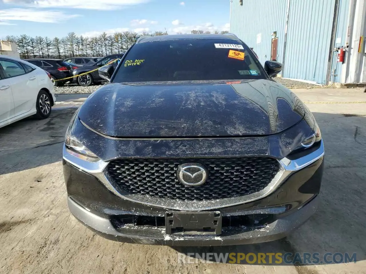 5 Photograph of a damaged car 3MVDMBBMXPM568456 MAZDA CX30 2023