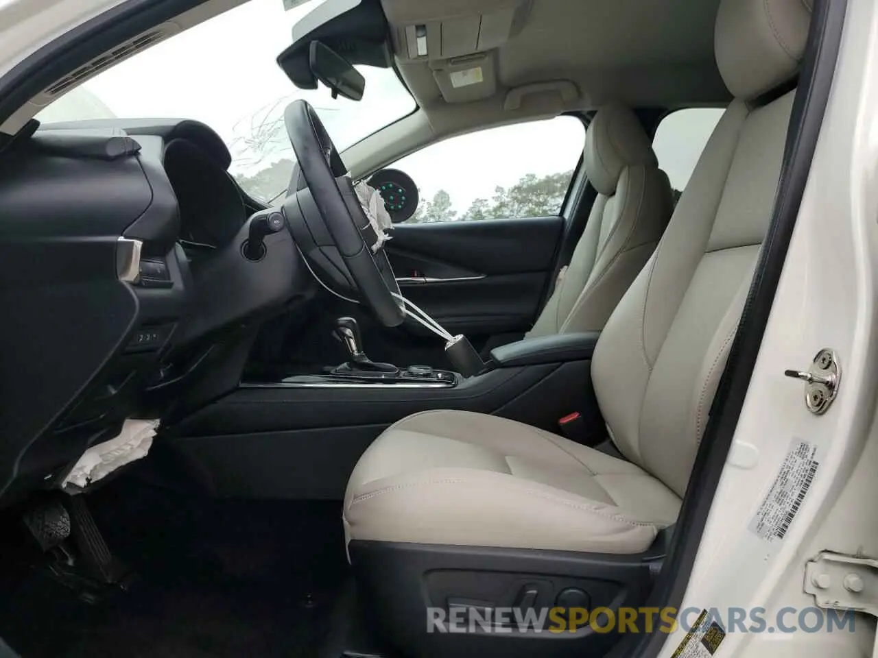 7 Photograph of a damaged car 3MVDMBCM1PM533545 MAZDA CX30 2023