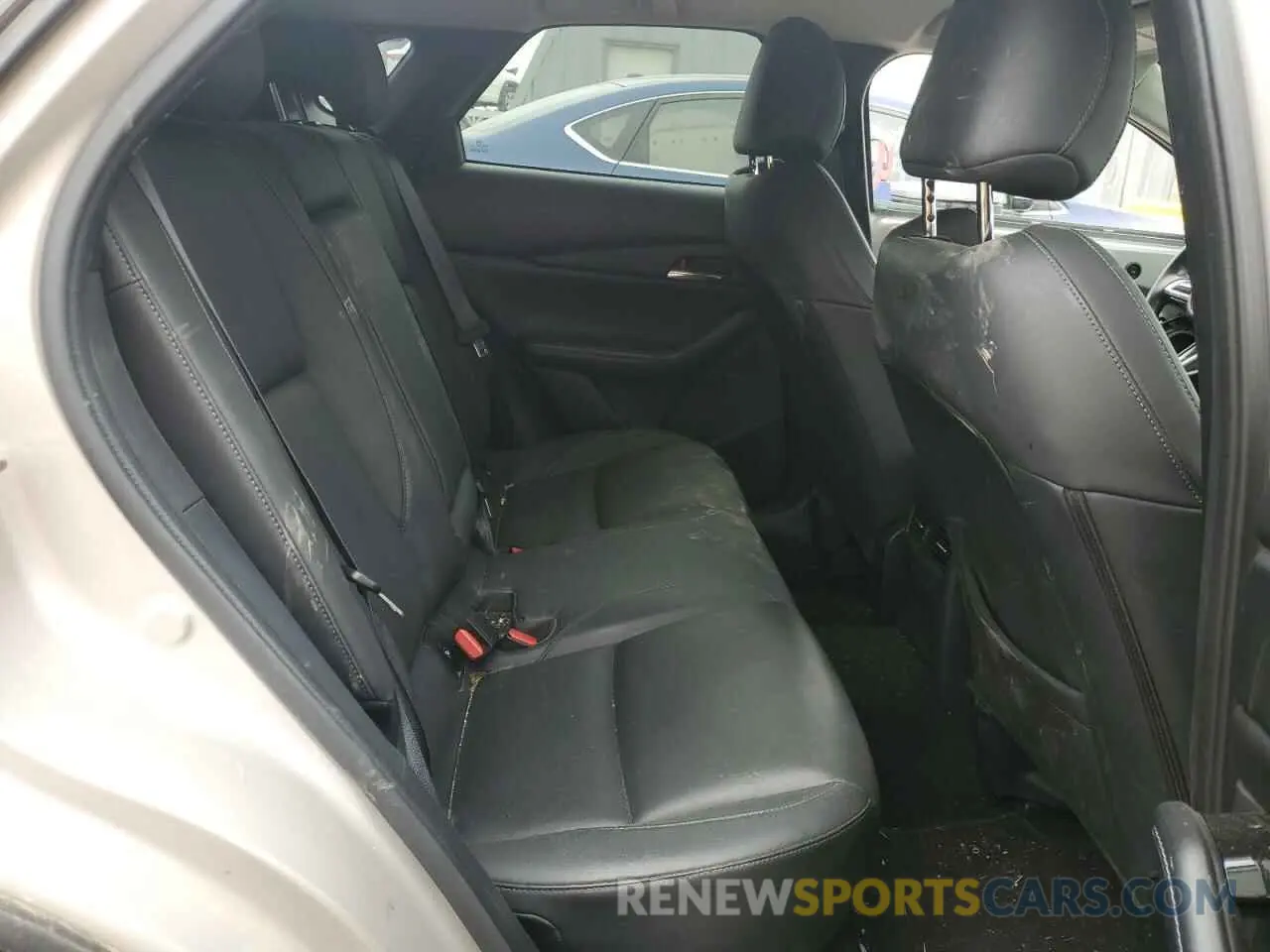 11 Photograph of a damaged car 3MVDMBCM2PM522361 MAZDA CX30 2023