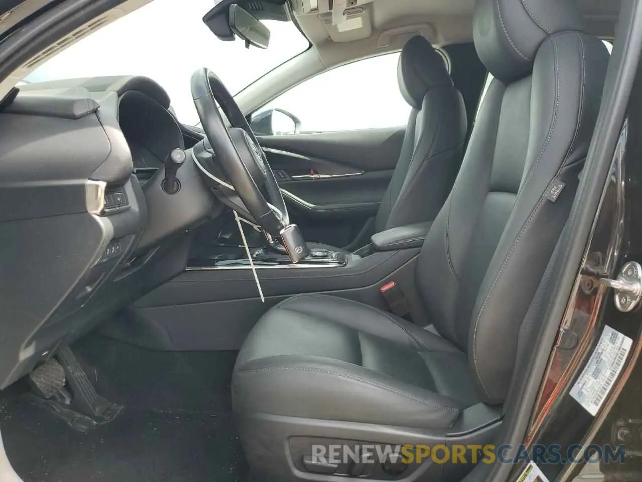 7 Photograph of a damaged car 3MVDMBCM2PM572015 MAZDA CX30 2023
