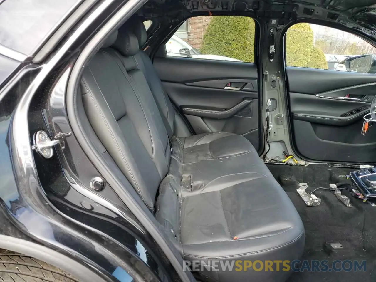 11 Photograph of a damaged car 3MVDMBCM3PM518819 MAZDA CX30 2023
