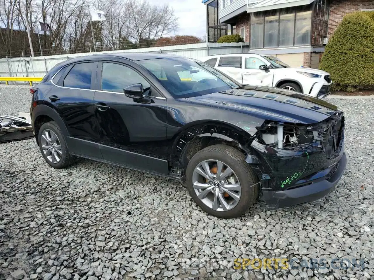 4 Photograph of a damaged car 3MVDMBCM3PM518819 MAZDA CX30 2023