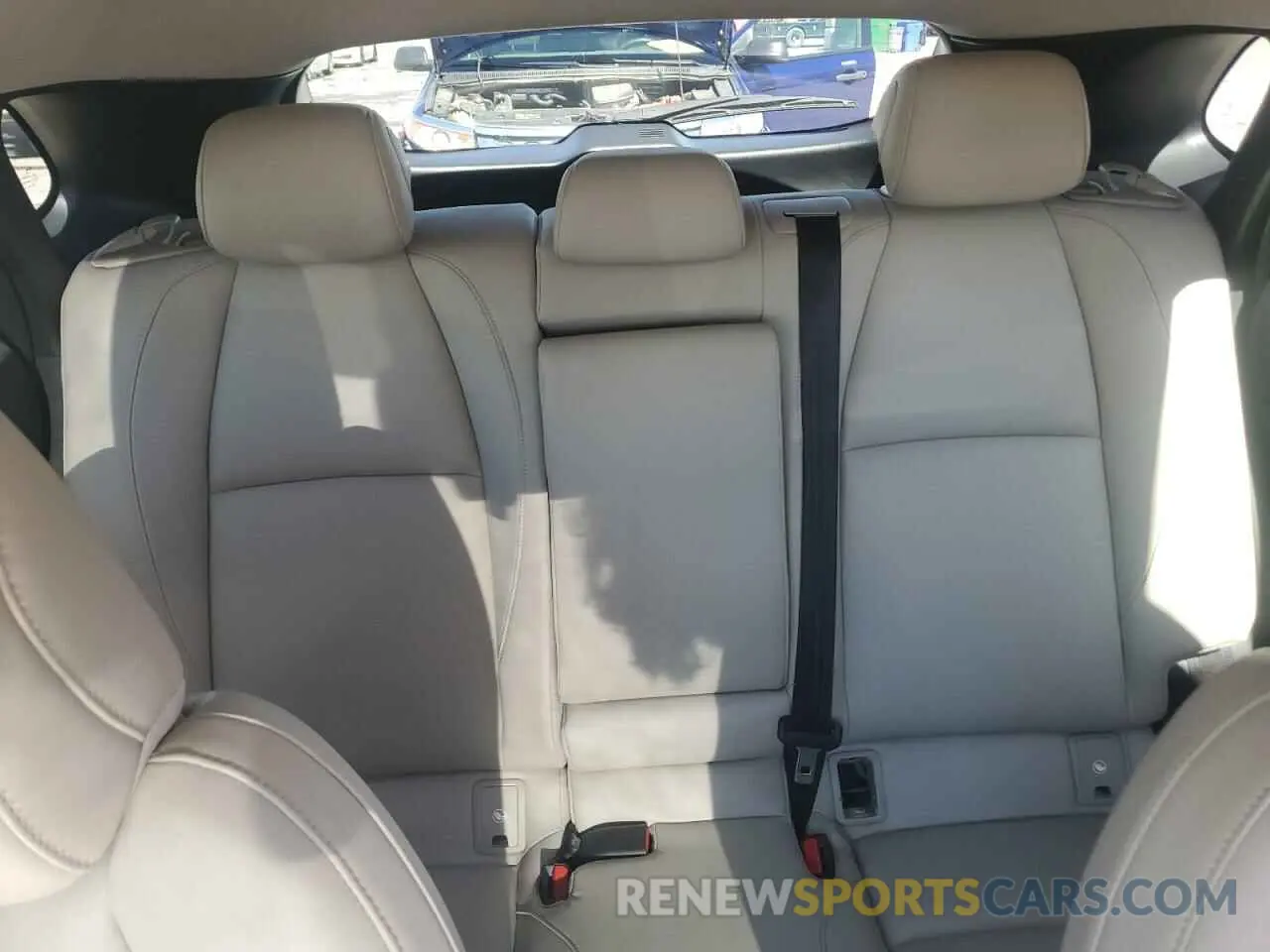 10 Photograph of a damaged car 3MVDMBCM3PM554378 MAZDA CX30 2023