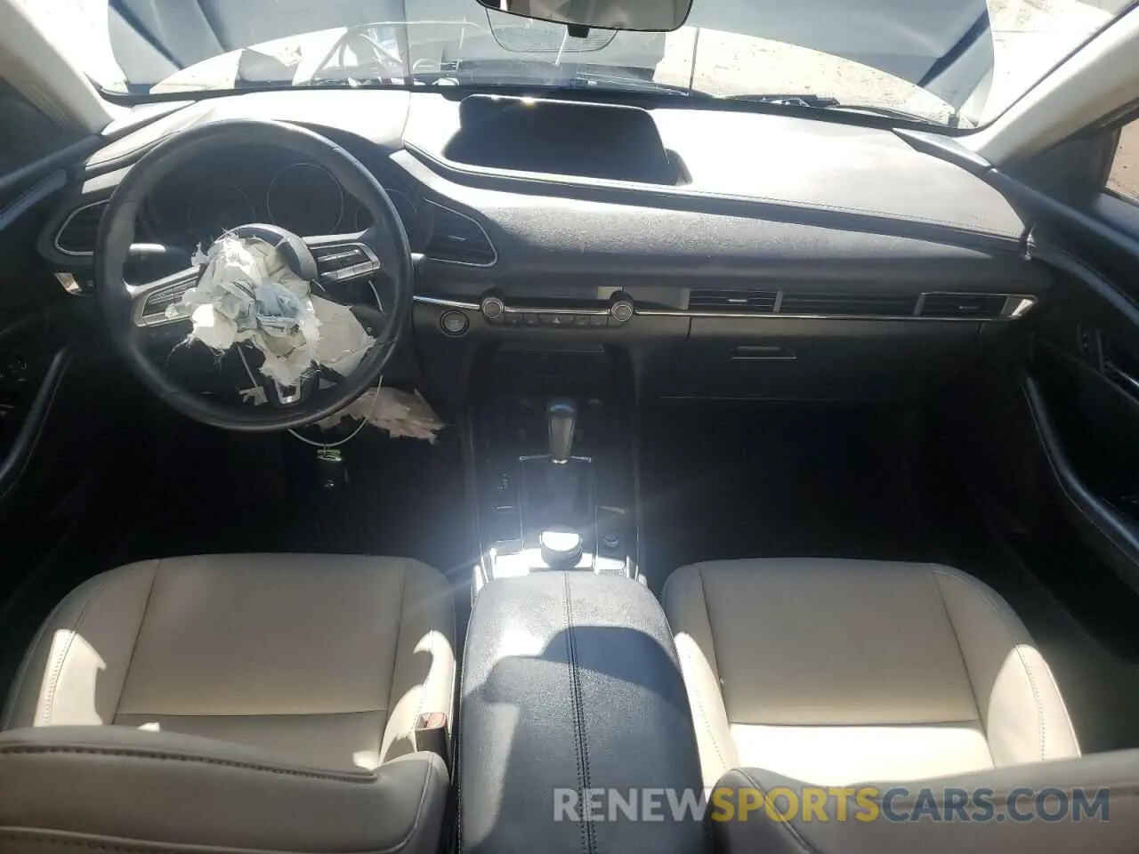 8 Photograph of a damaged car 3MVDMBCM3PM554378 MAZDA CX30 2023