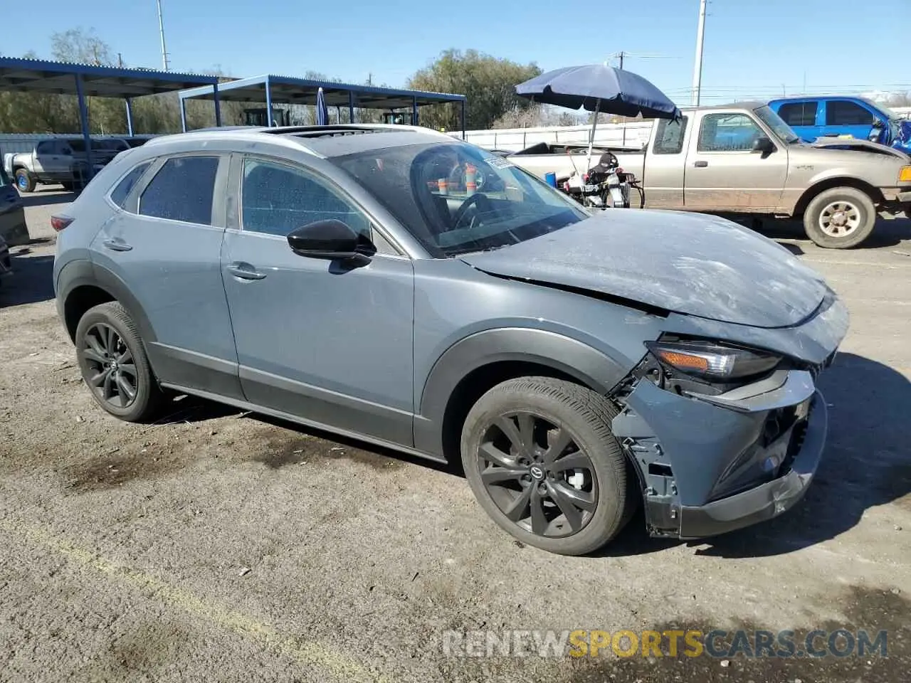4 Photograph of a damaged car 3MVDMBCM3PM563405 MAZDA CX30 2023