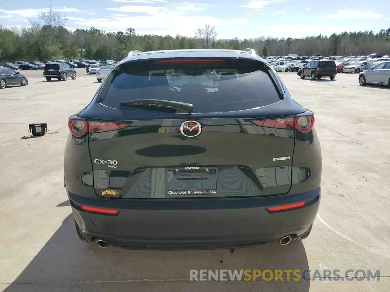 6 Photograph of a damaged car 3MVDMBCM4PM527285 MAZDA CX30 2023