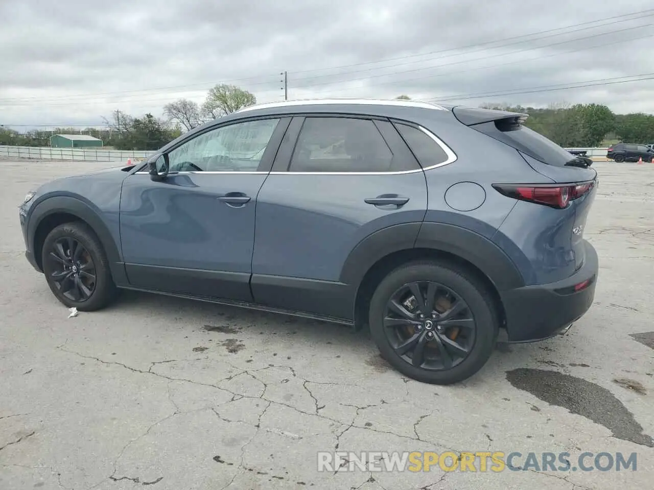 2 Photograph of a damaged car 3MVDMBCM5PM528896 MAZDA CX30 2023