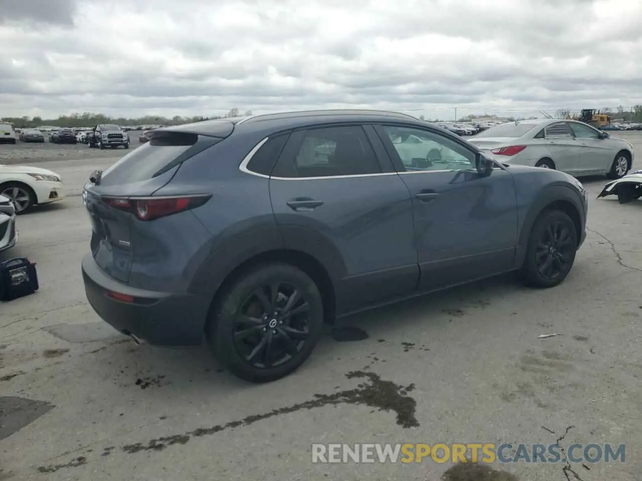 3 Photograph of a damaged car 3MVDMBCM5PM528896 MAZDA CX30 2023